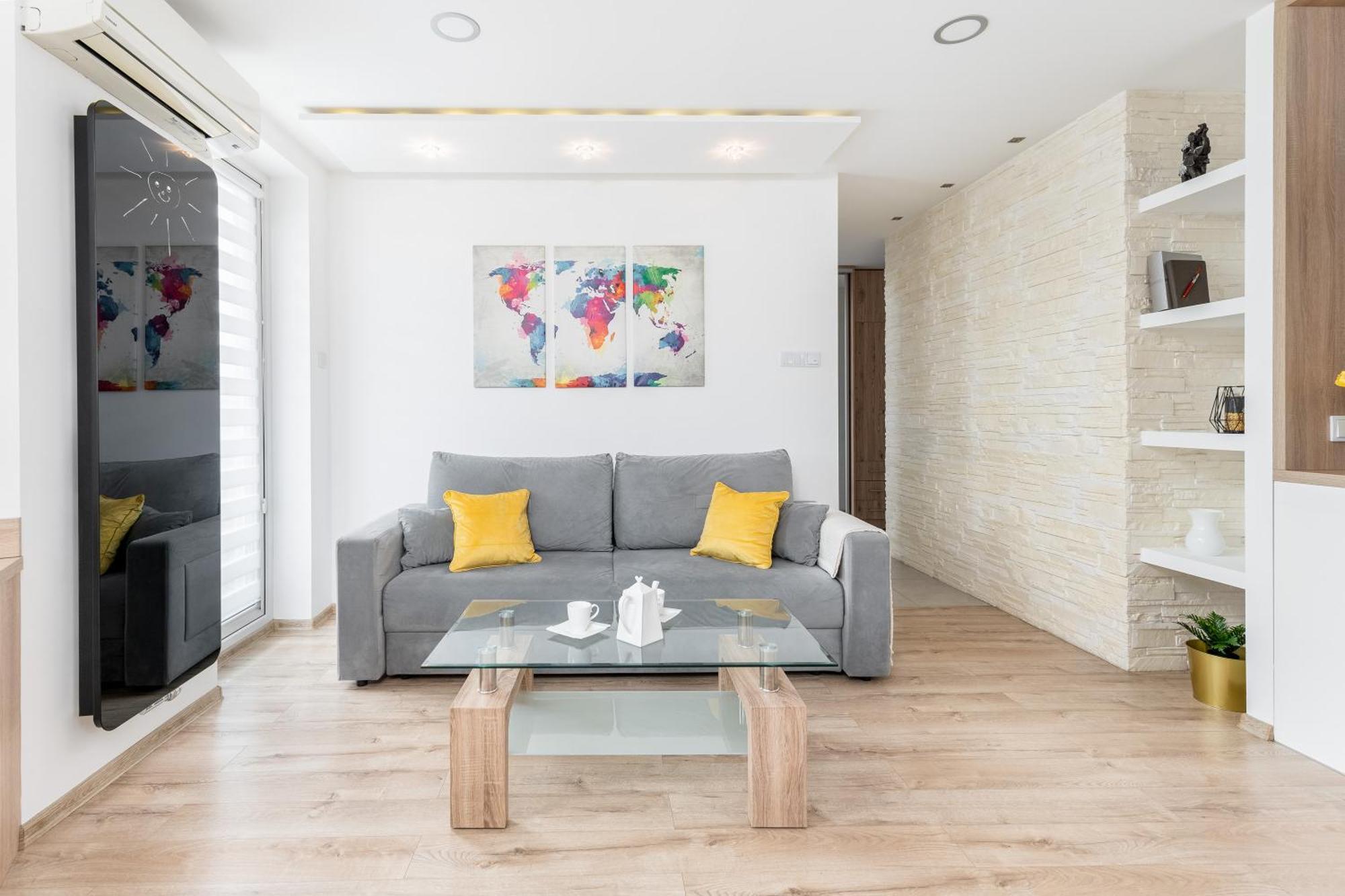 One-Bedroom Apartment