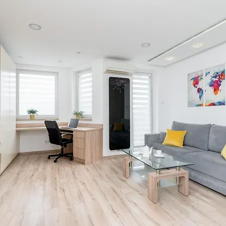 Sunny Kliny Apartment-2